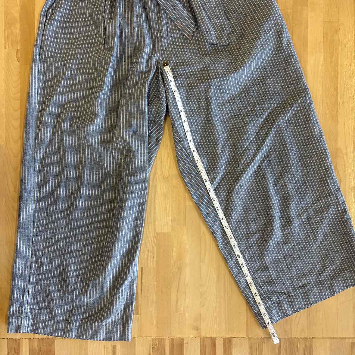 Lucky Brand Size M Blue & White Pants