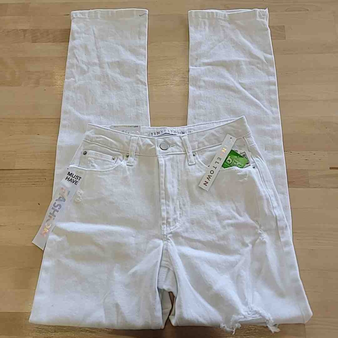 tinceltown Size 0 White  Relaxed Ripped High-Rise Straight-Leg Jeans  NWT