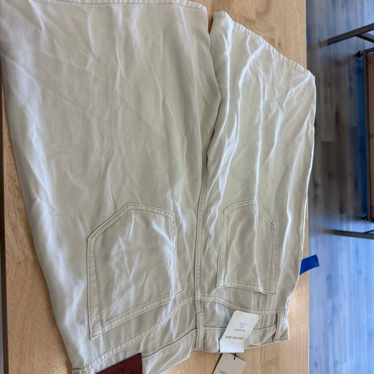 Calvin Klein Women Size 32 Tan New Shorts  Women's Pleated Relaxed Bermuda Denim