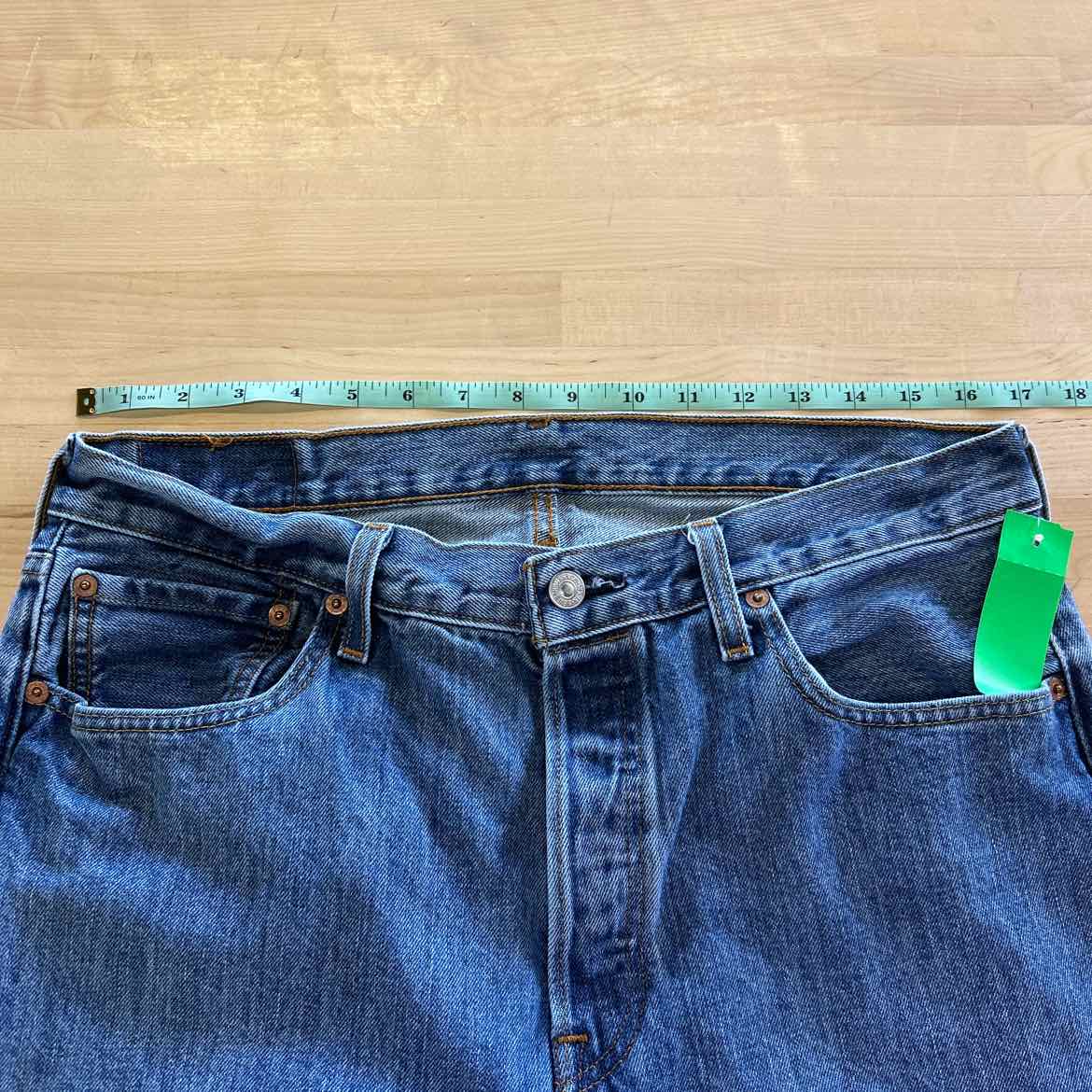 Levi's Size 34x32 Blue MENS Jeans
