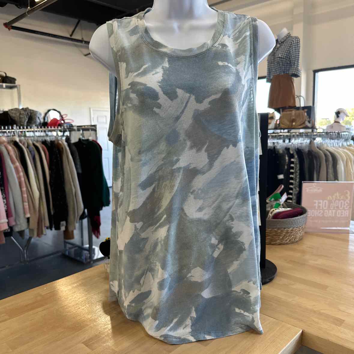 Athleta Size L Blue Tank