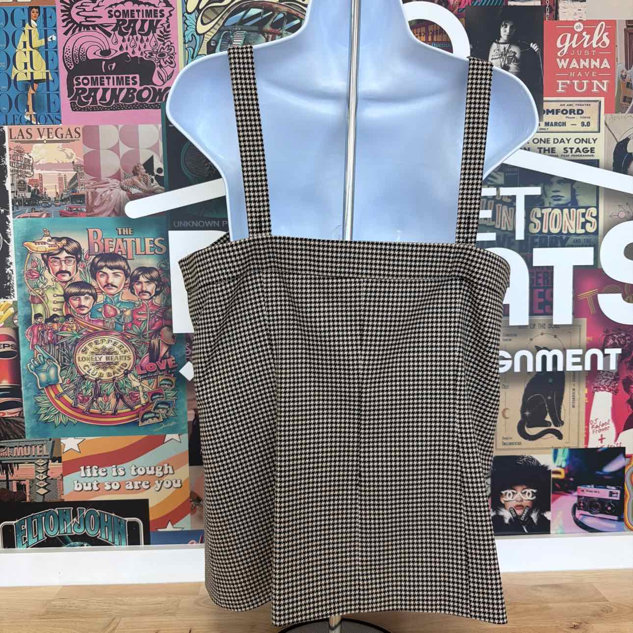 Anne Klein Size 10 Houndstooth Vest
