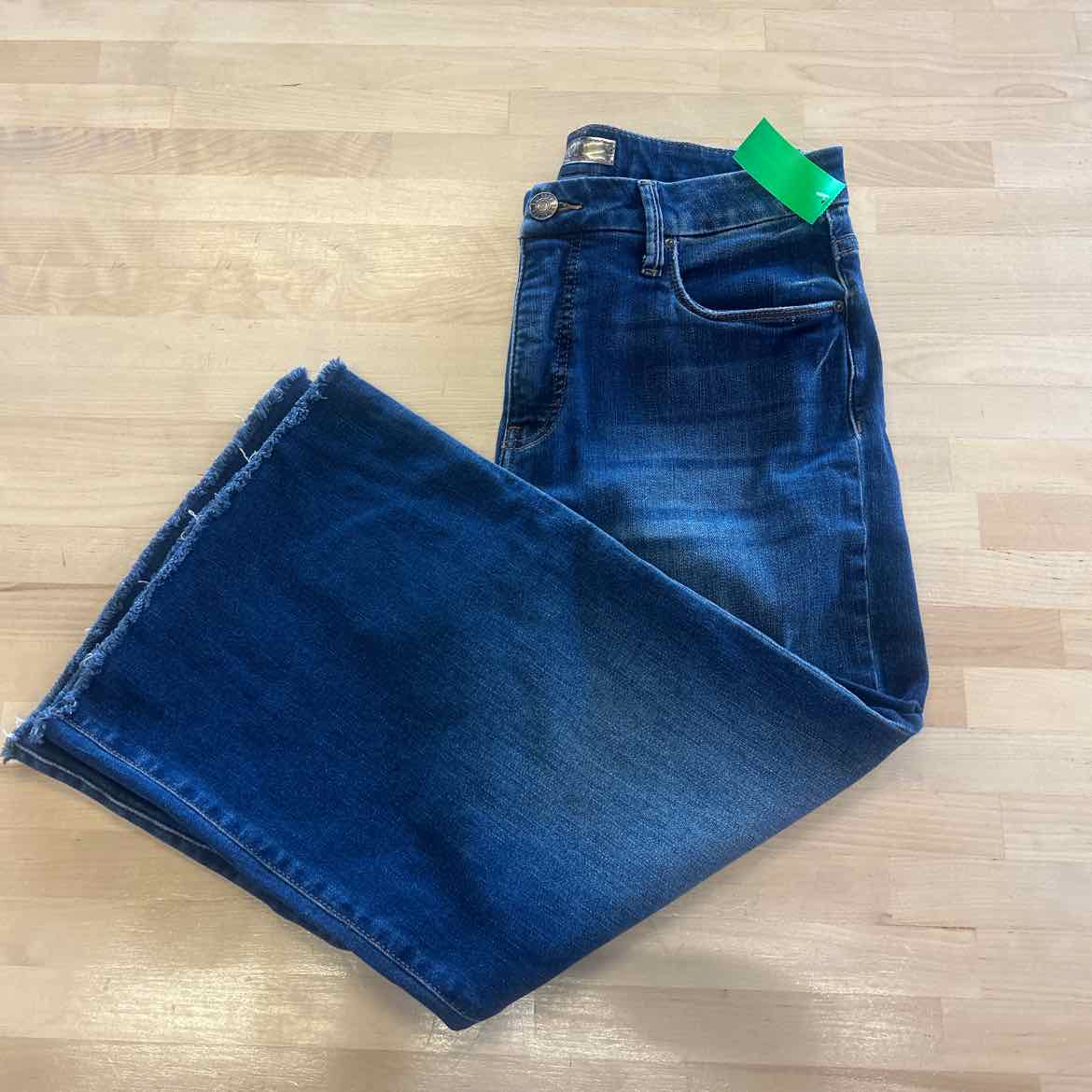 Kut from the Kloth Size 8 Blue Denim Preloved Capris