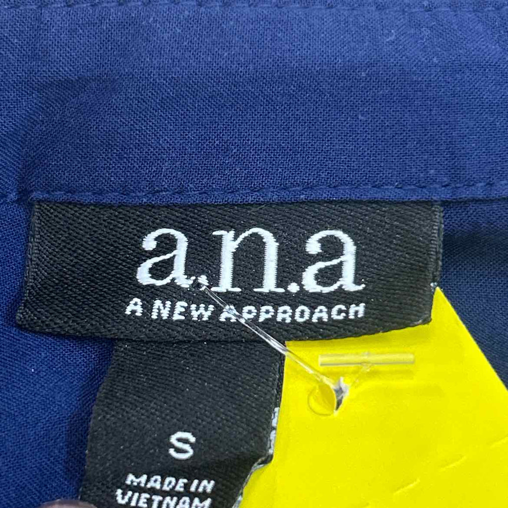 ANA Size S Blue Preloved Button Down LS