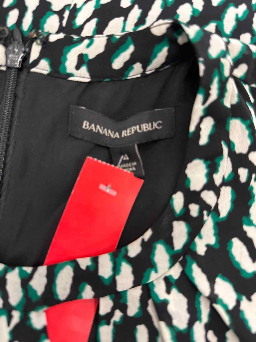 Banana Republic Size 4 Black/Green Preloved Dress