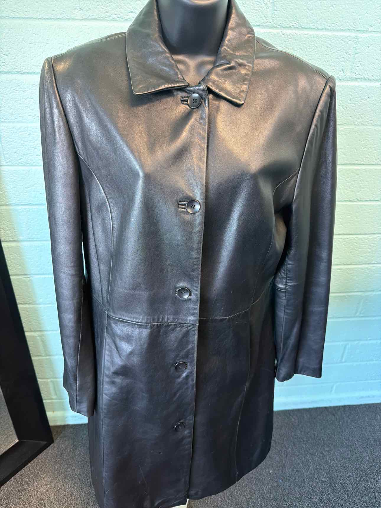 Valerie Stevens Size M Black Coat