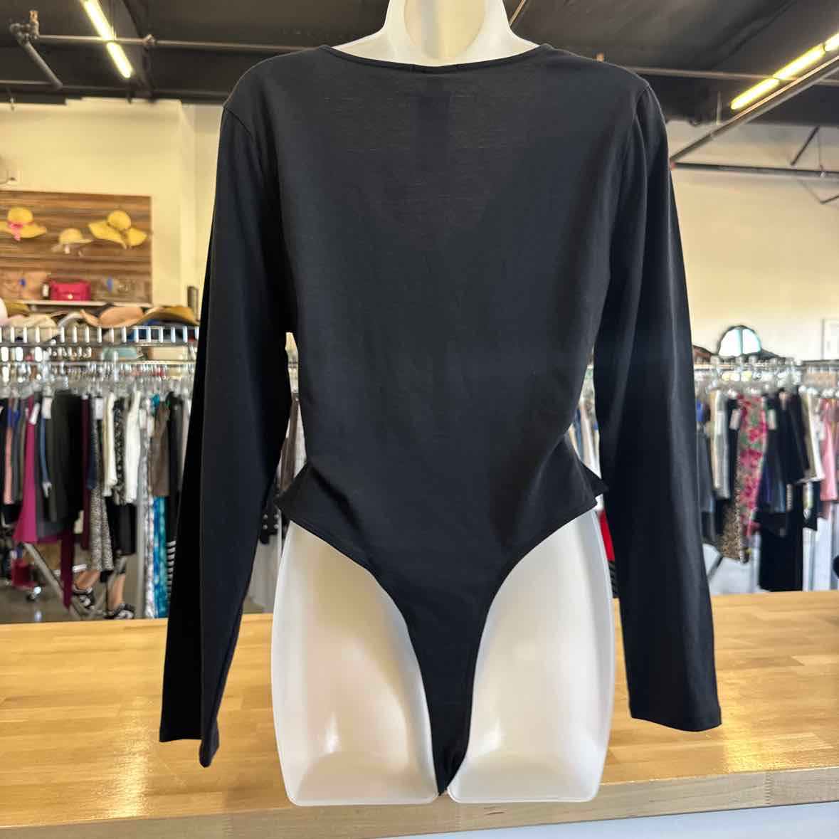 Derek Heart Size XL Black Bodysuit
