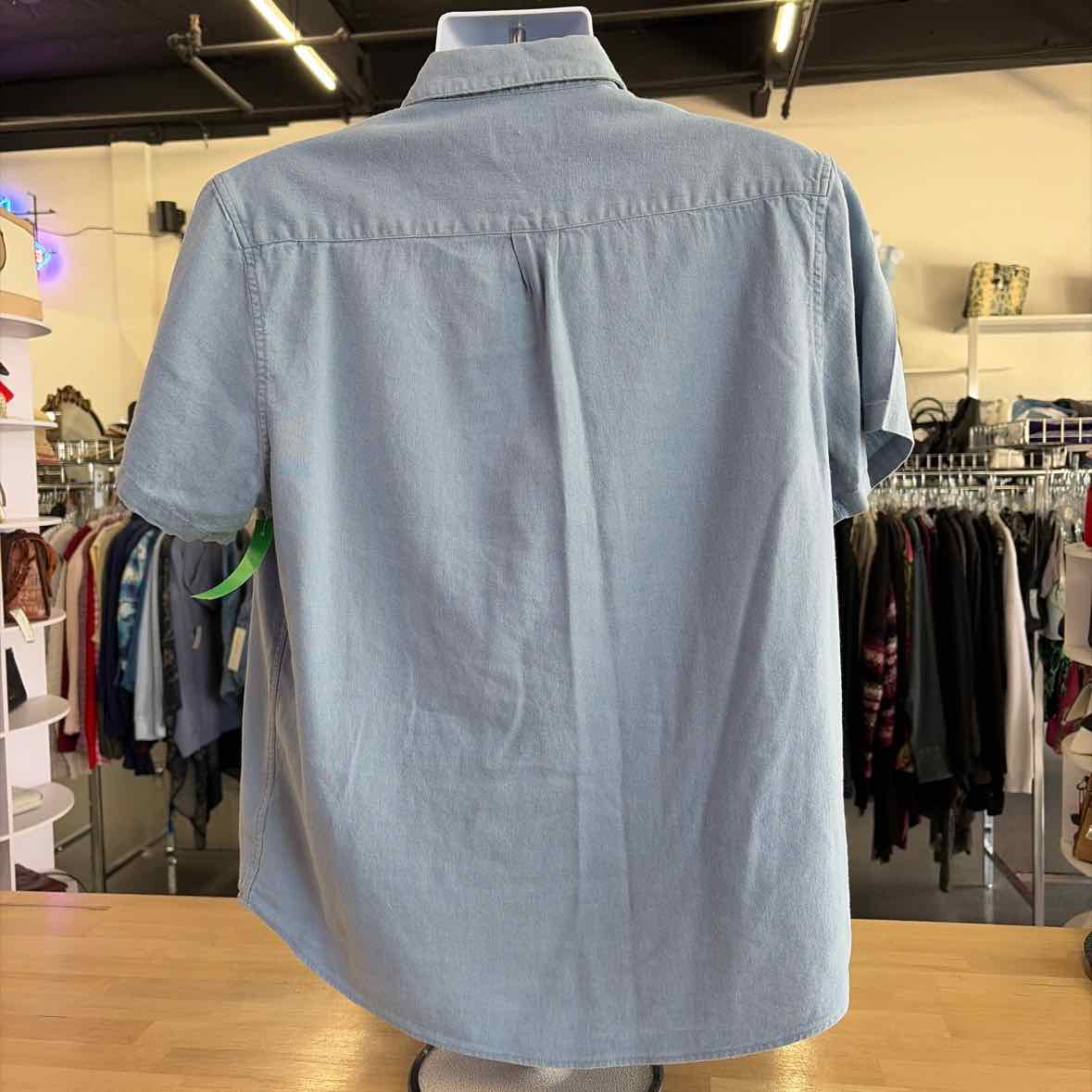 Lucky Brand Size M Blue Preloved MENS Button Down Shirt