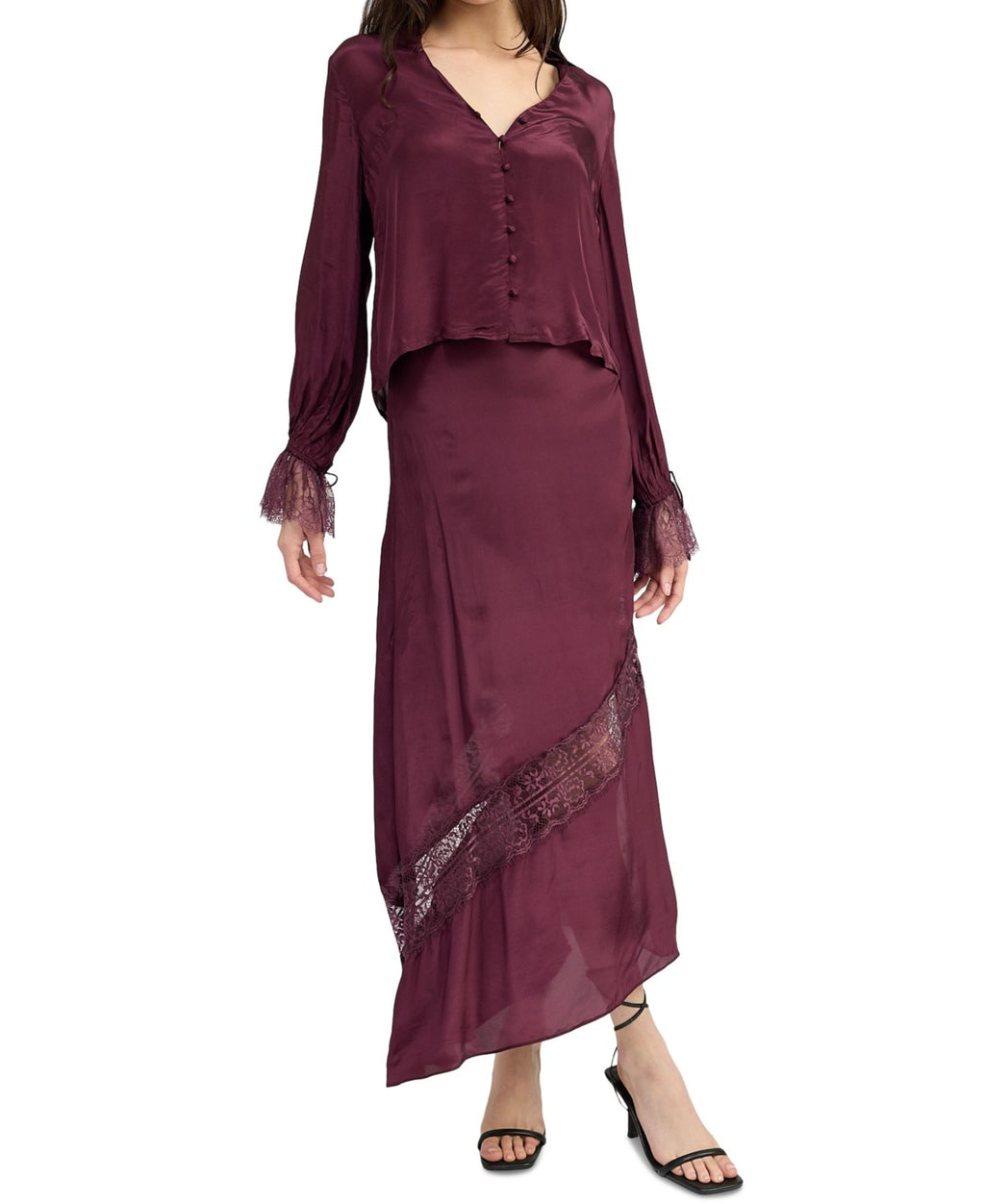 En Saison Women's Cover Lace-Cuff Collared Blouse - Bordueax