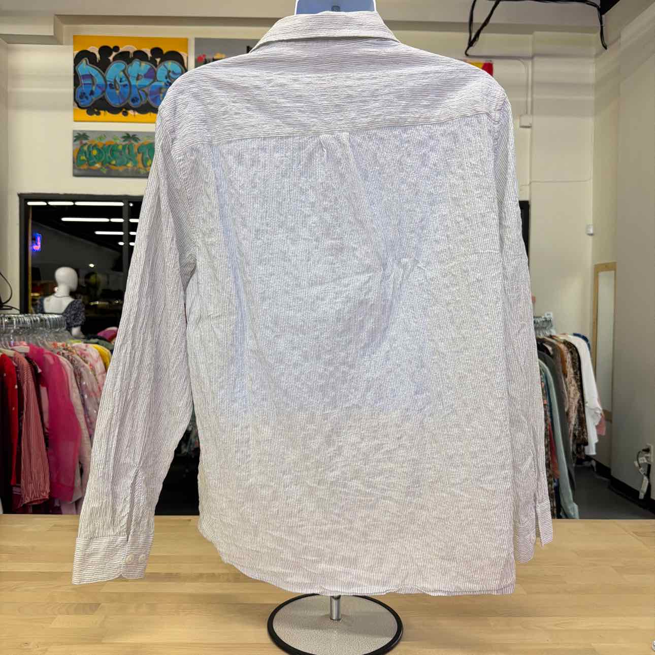 H&M Size M White Preloved MENS Button Down Shirt