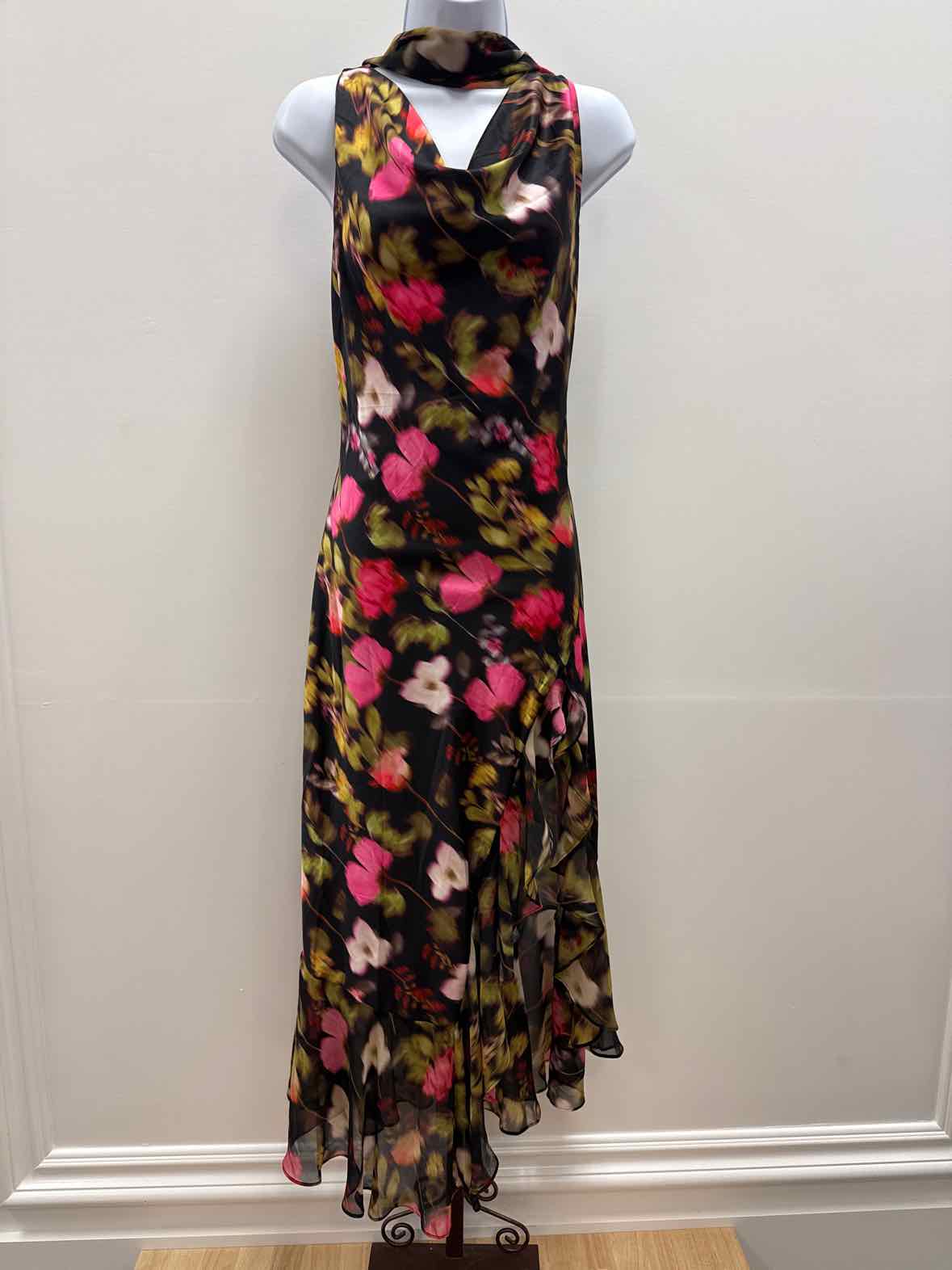 En Saison Size M Black New Dress