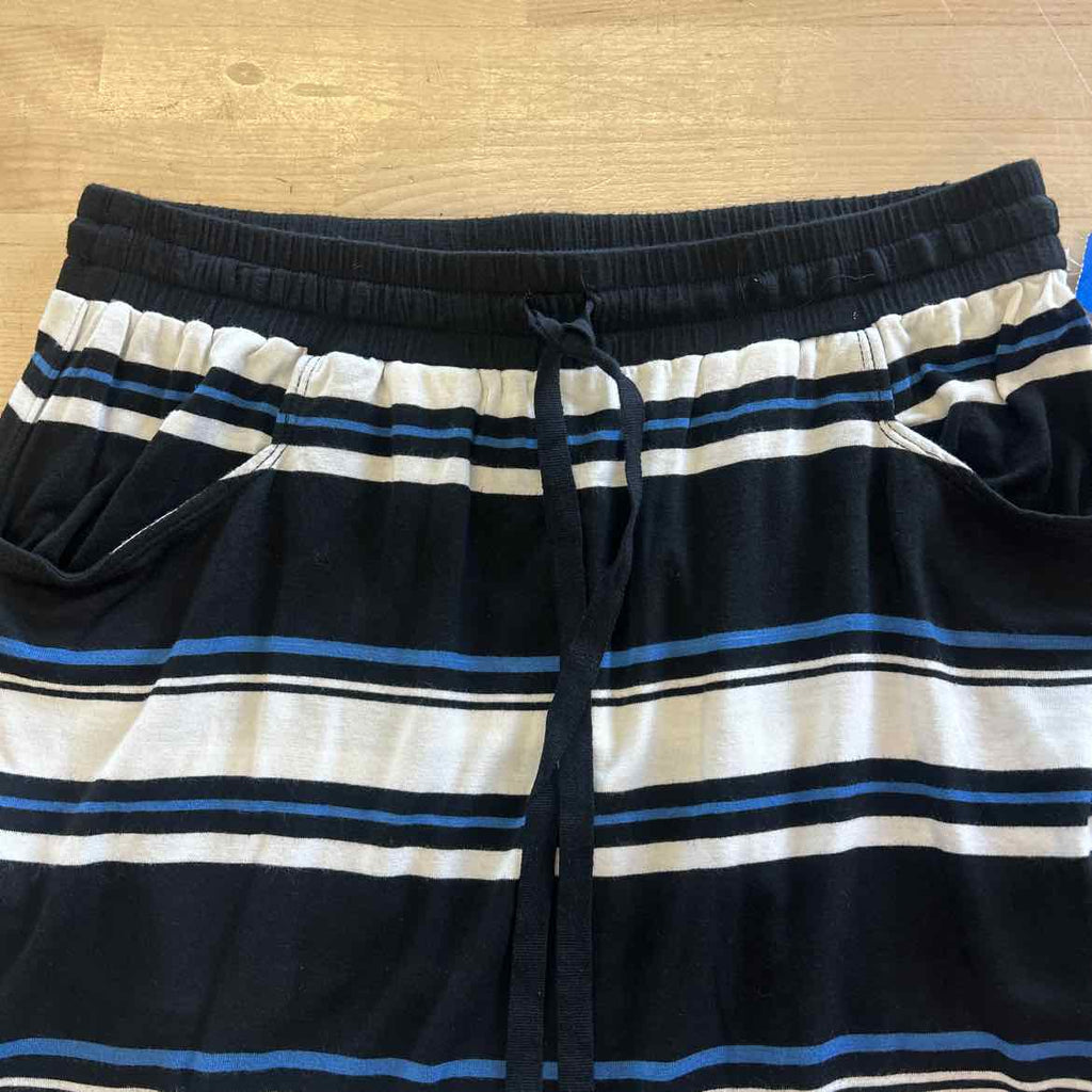 Max Studio Size S Black/White Preloved Skirt