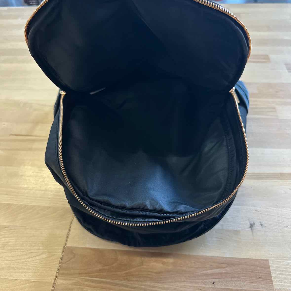 Kipling Delia Medium Convertib Black Rose