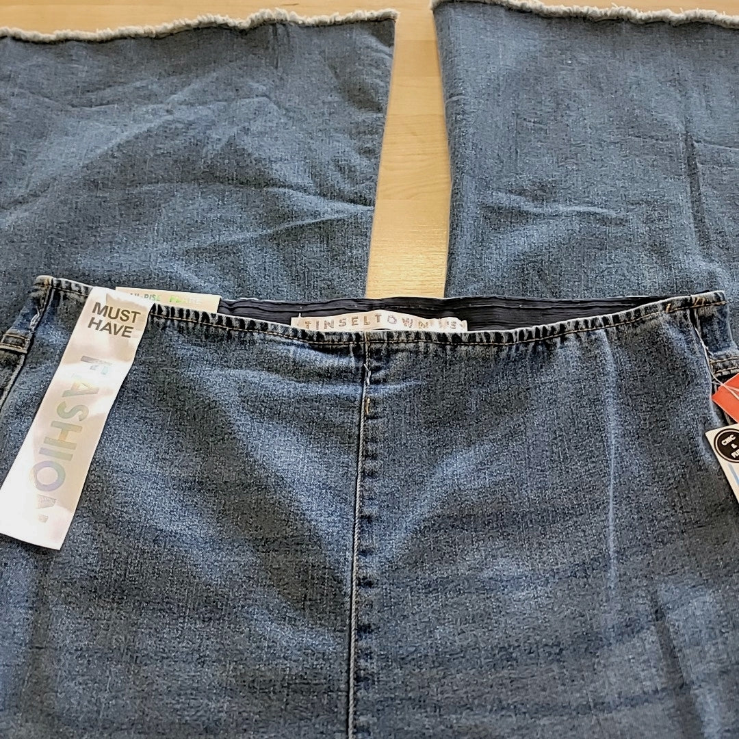 TINSELTOWN Size 15 Blue Denim New Jeans