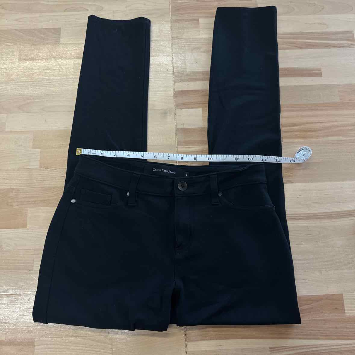 Calvin Klein Size 4 Black Pants
