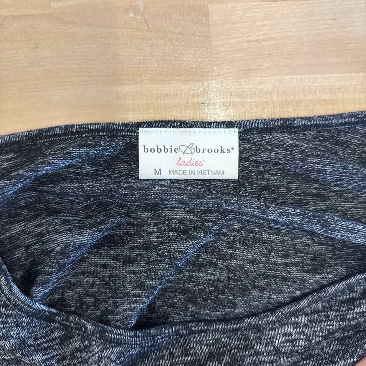 Bobbie Brooks Size M Gray Blouse