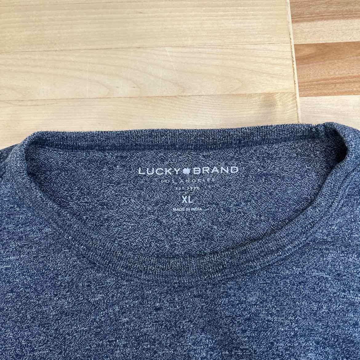 Lucky Brand Size XL Blue Preloved MENS Long Sleeve Shirt