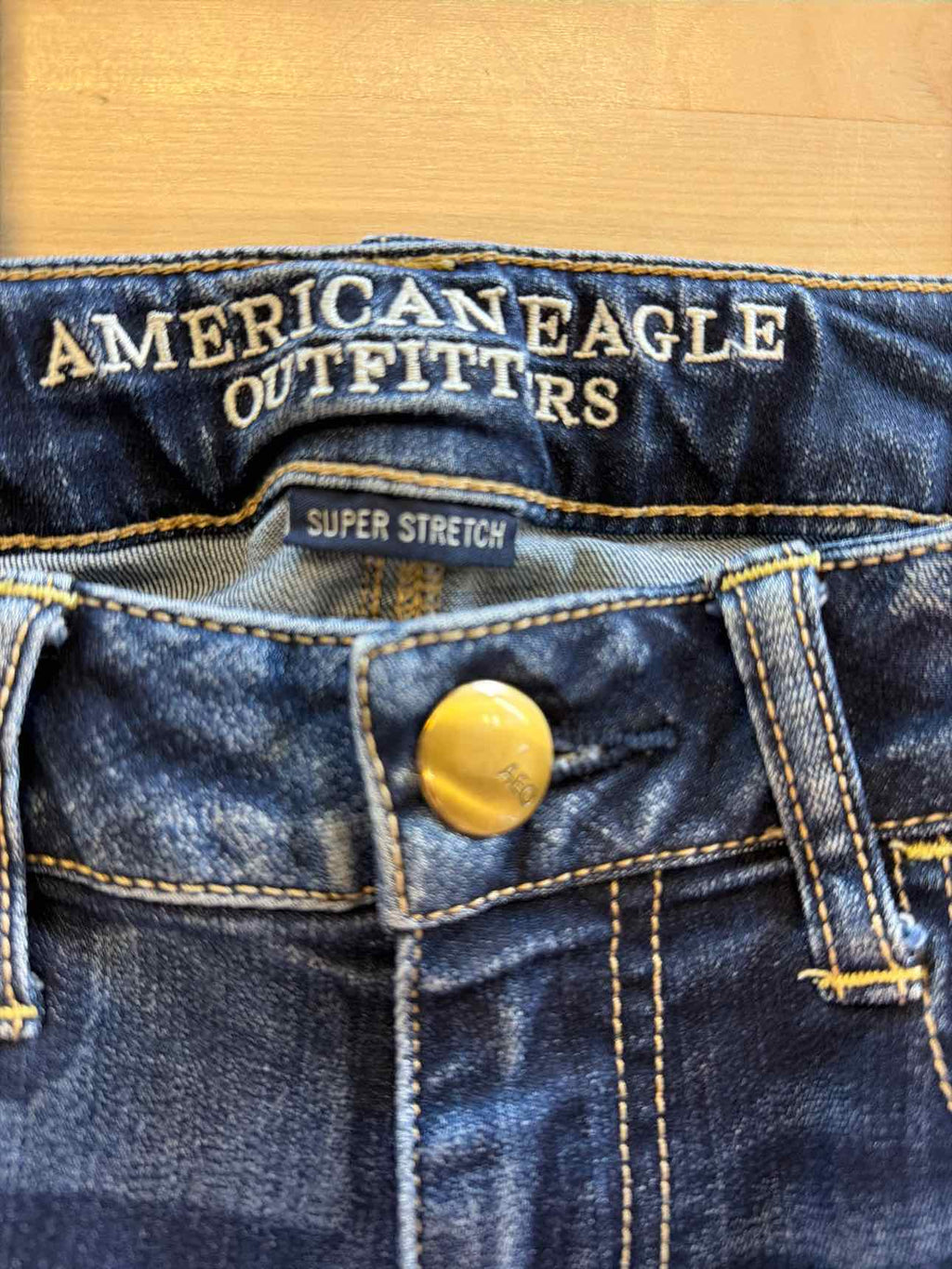 American Eagle Size 4 Denim Jeans
