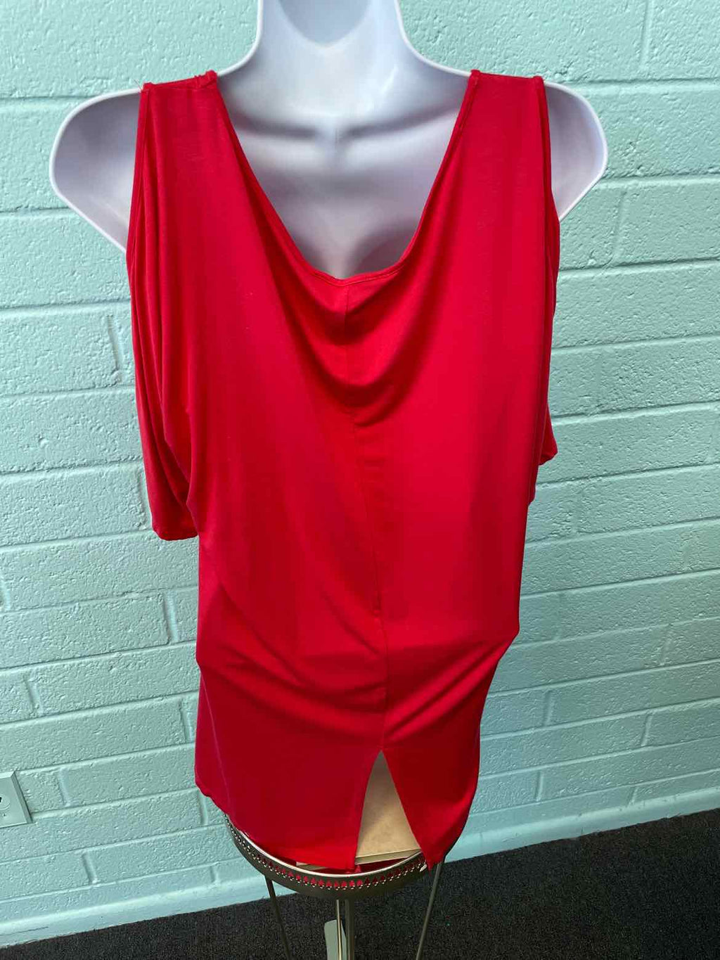 Cable & Gauge Size M Orange Shirt