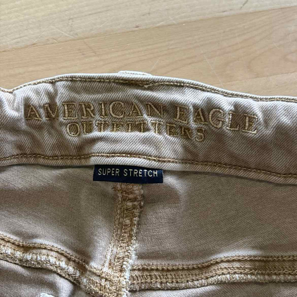 American Eagle Women Size 4 Tan Preloved Shorts