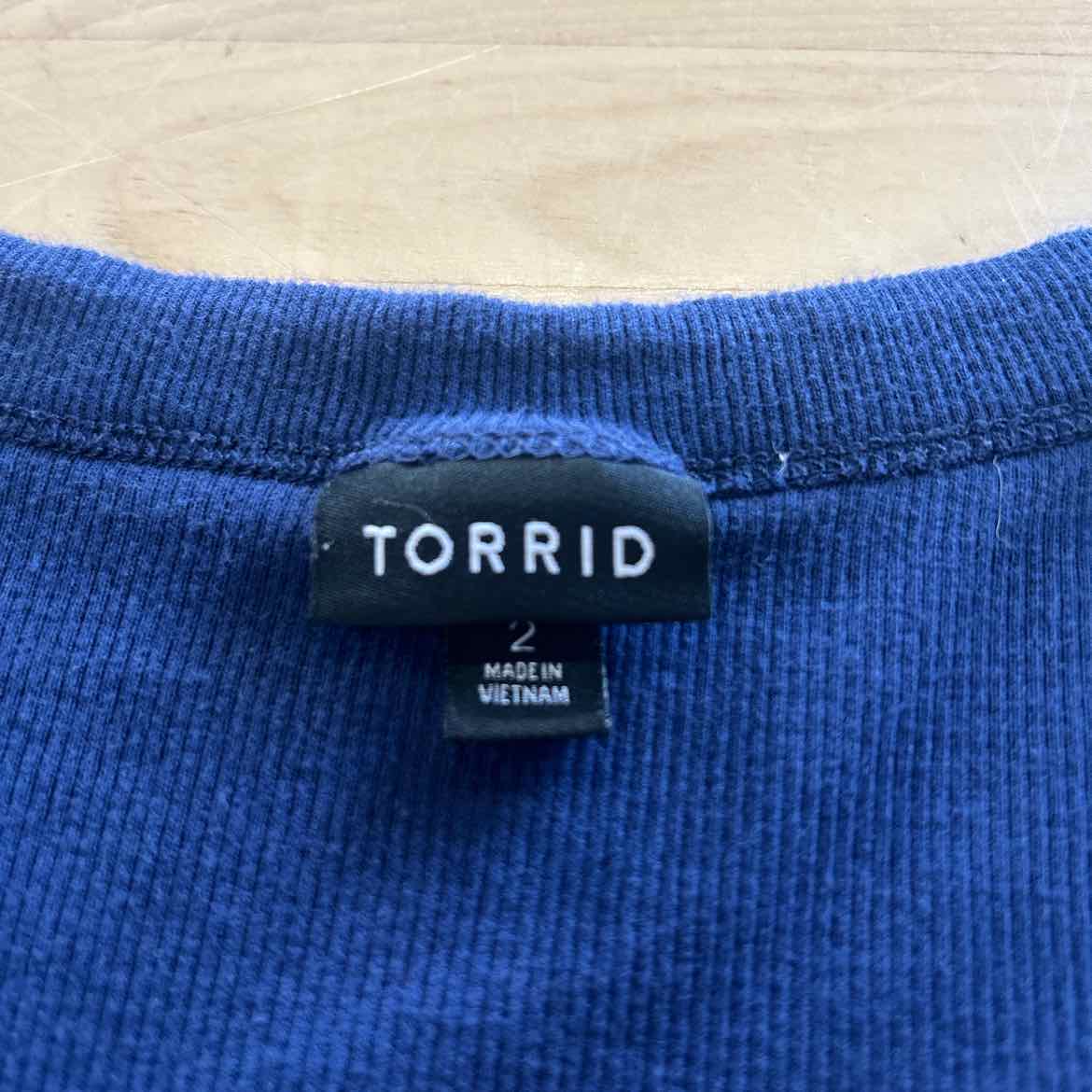 Torrid Size 2X Blue Preloved Longsleeve