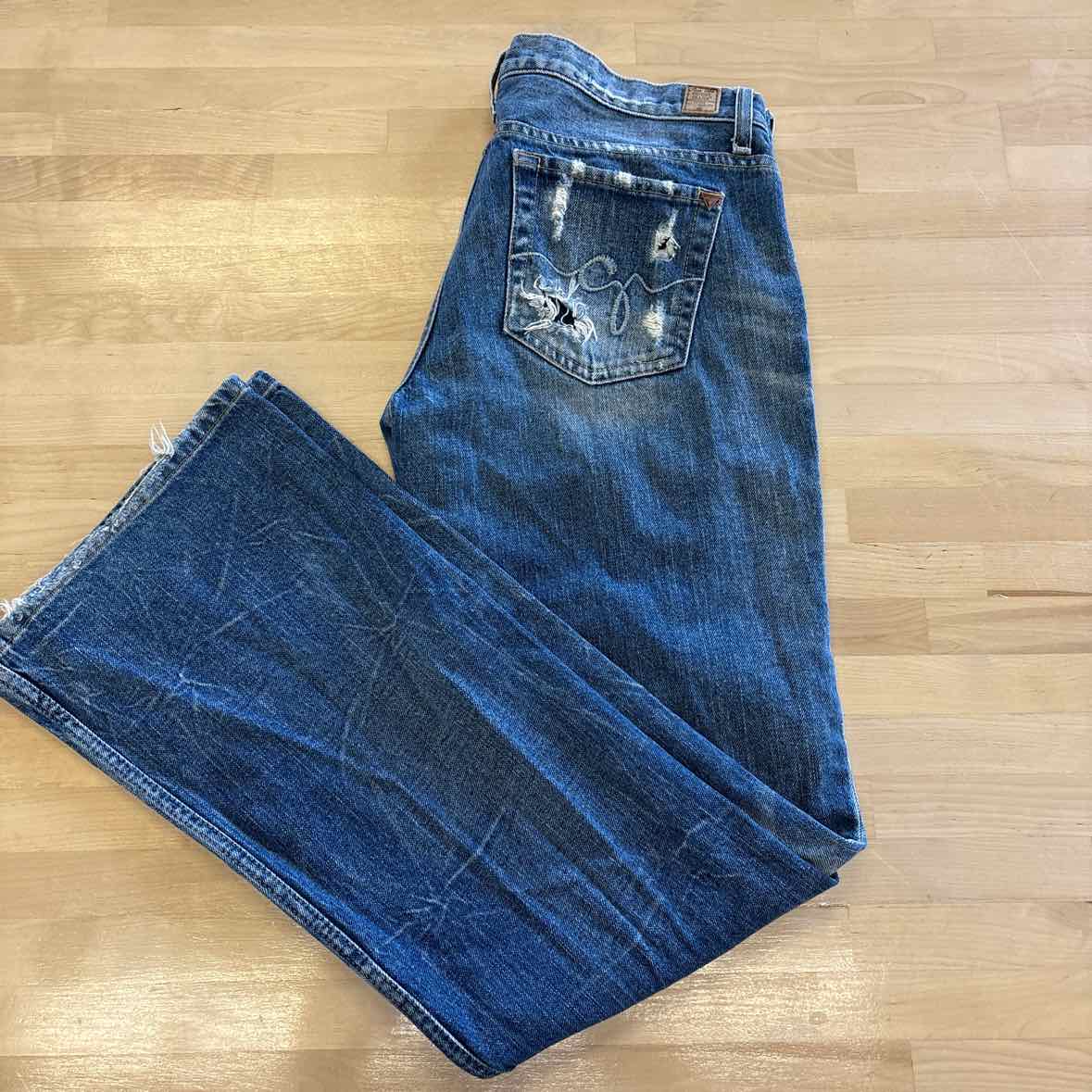 Guess Size 30 Blue Jeans