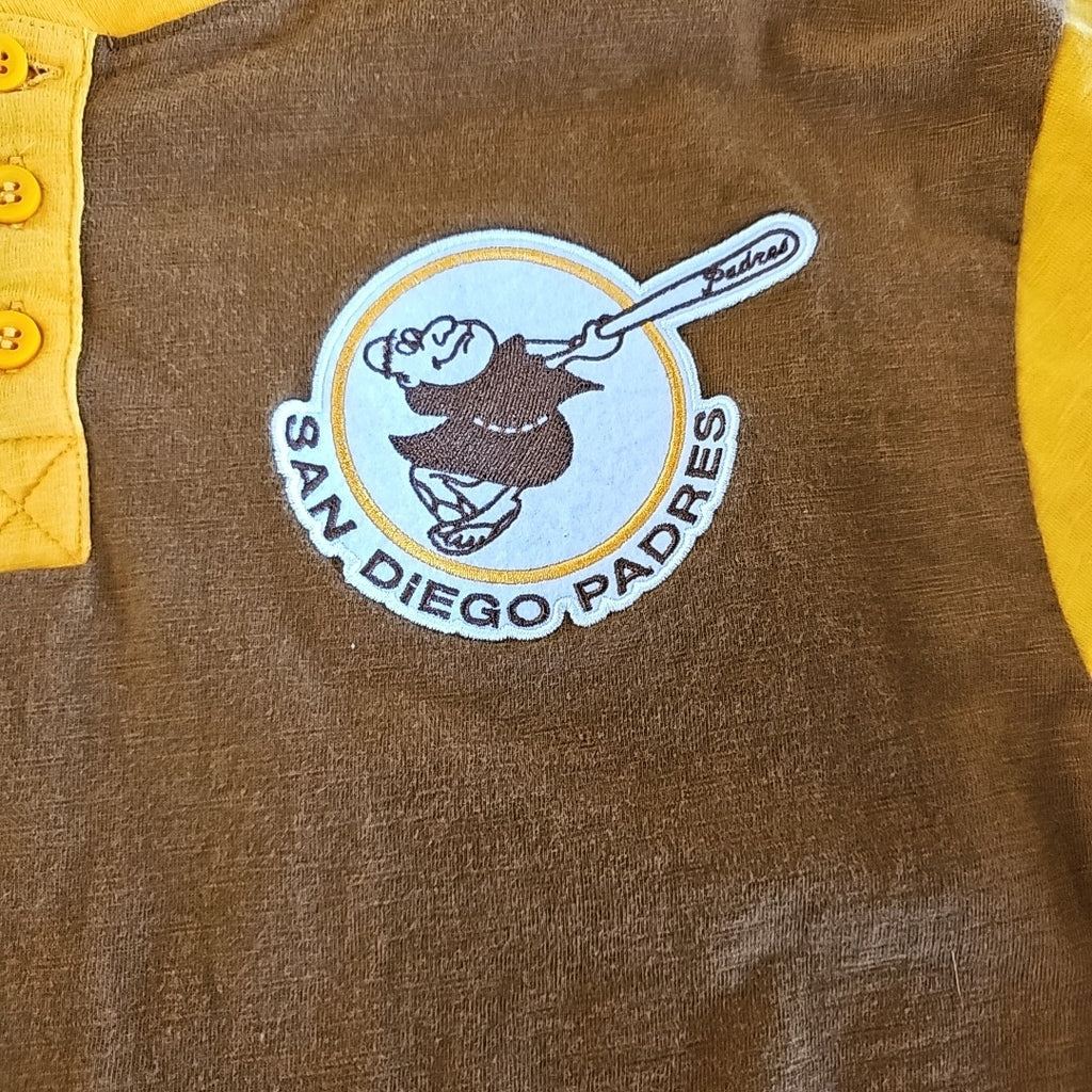 MLB Size S Brown Longsleeve