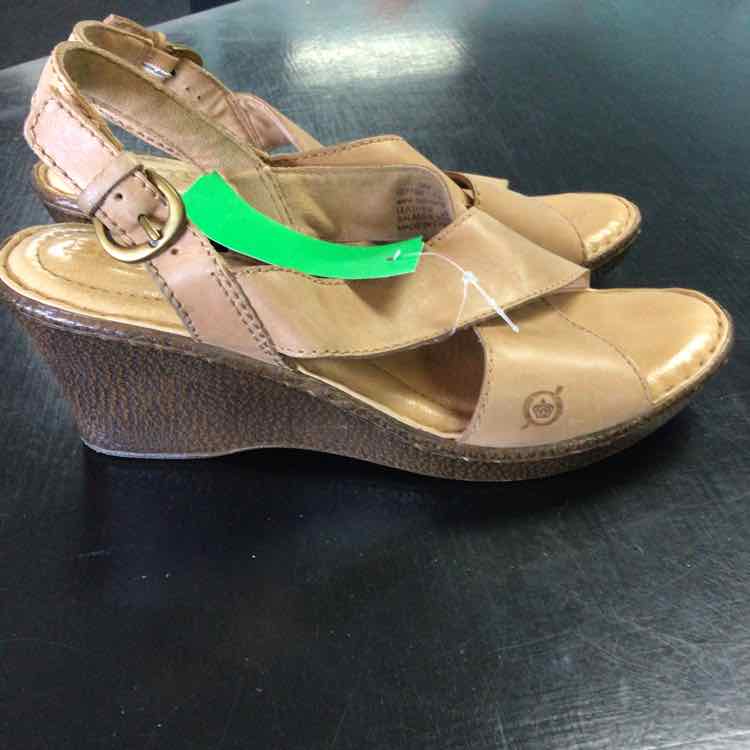Born Shoe Size 9 Tan Leather Sandals
