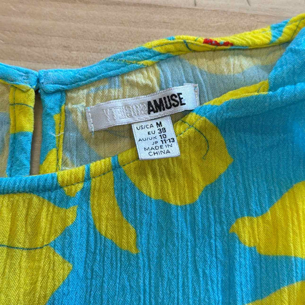 Amuse Society Size M Red Preloved Tank