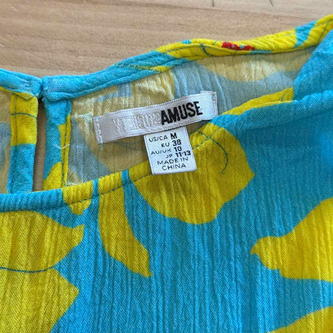 Amuse Society Size M Red Preloved Tank