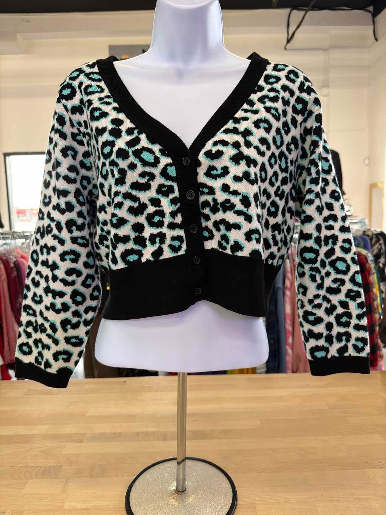 Bettsy Johnson Size 0 White and Blue Cardigan