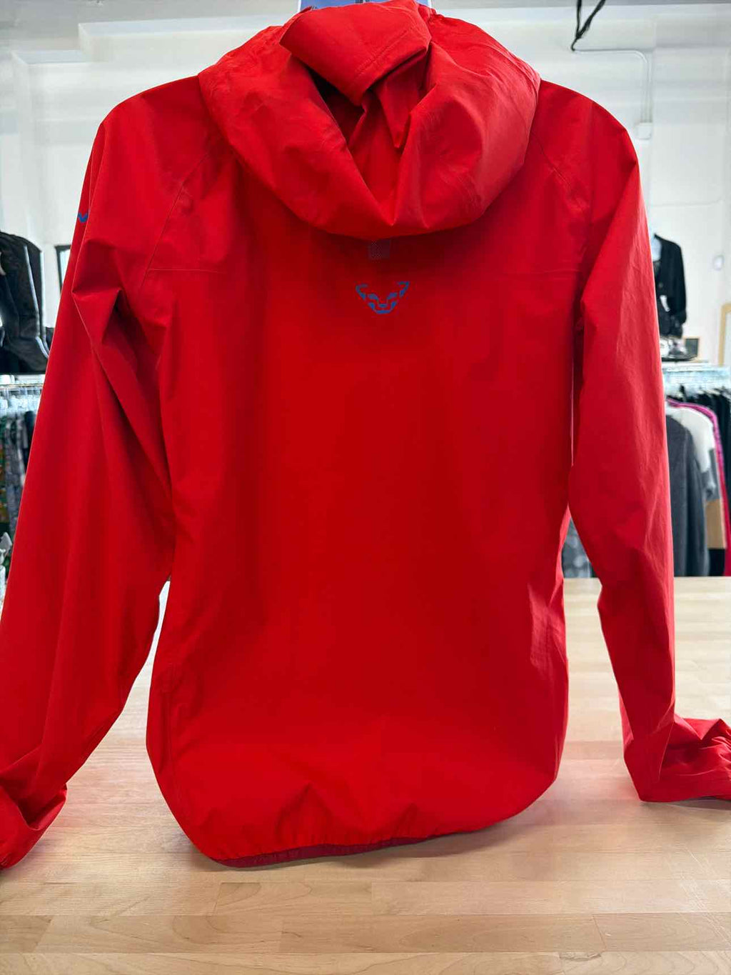 Dynafit Size M Red MENS Jacket