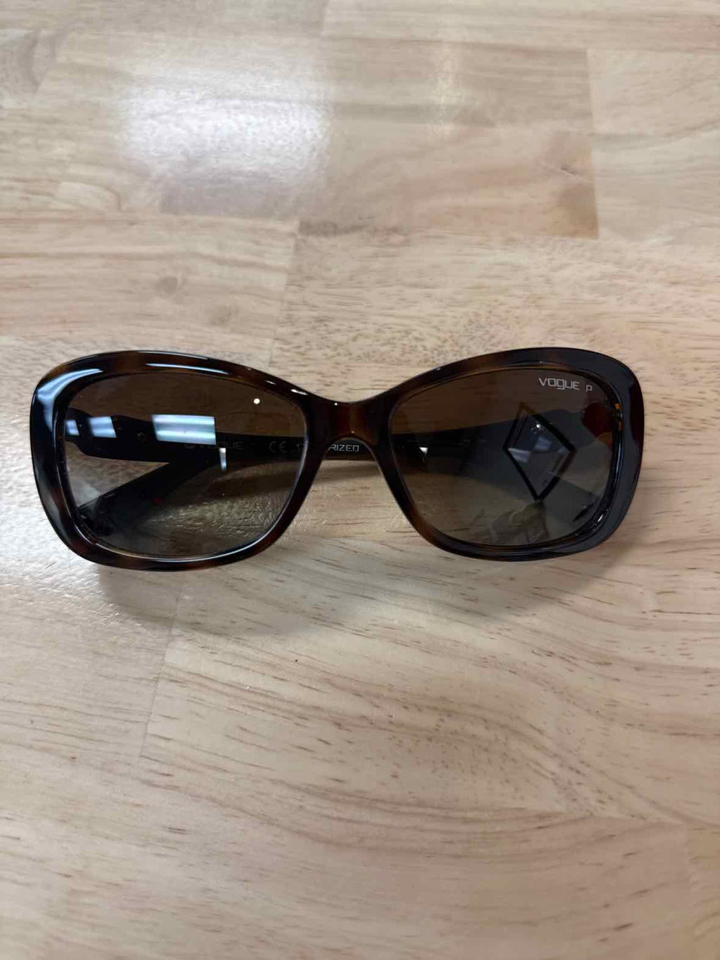 Vogue Brown Tortoise Shell Polorized Sunglasses