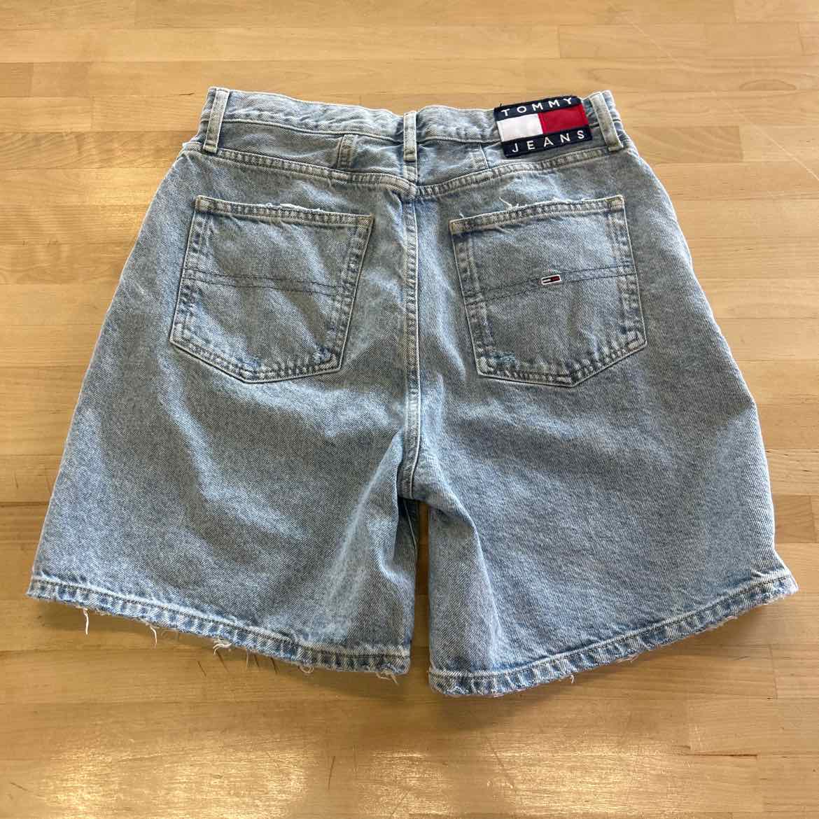 Tommy Hilfiger Women Size 29 Blue Denim Preloved Shorts