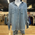 Violet Heart Size M Denim Preloved Button Down LS