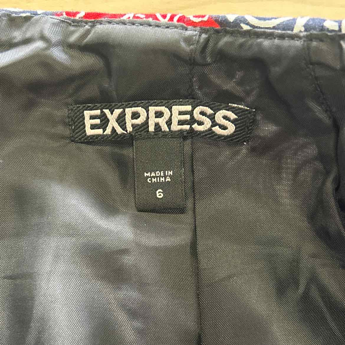 Express Size 6 Red White Blue Preloved Skirt