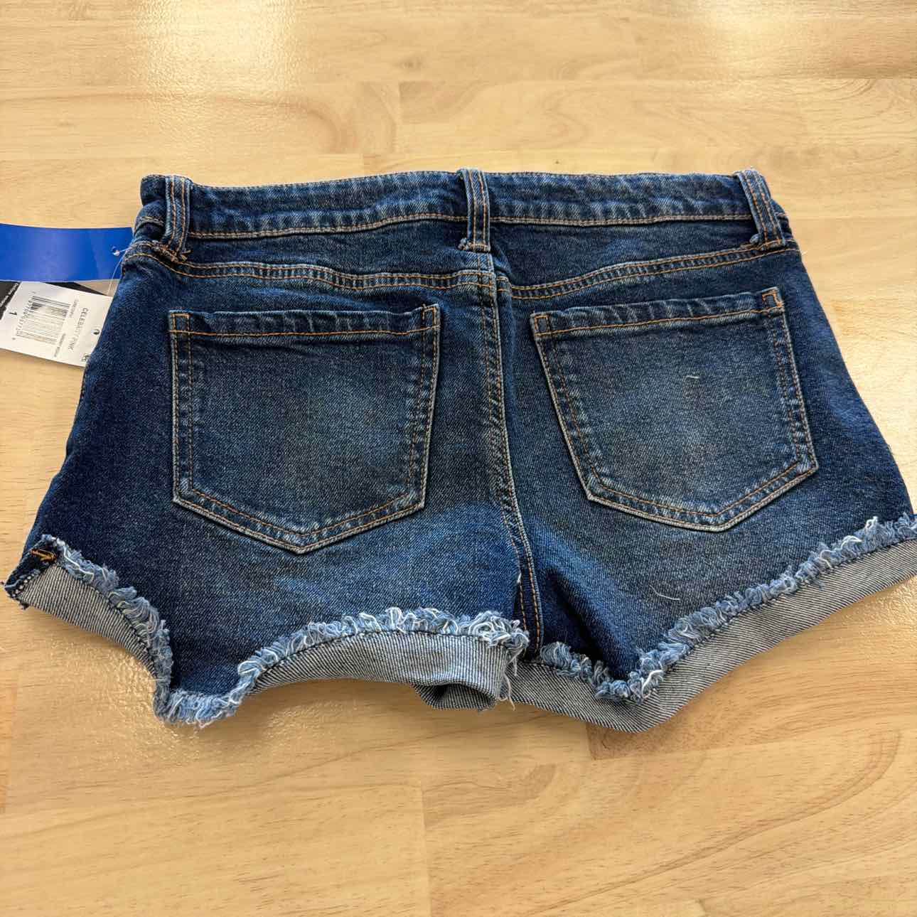 Celebrity pink size 1 Mid-Rise Fringe-Cuff Shorts