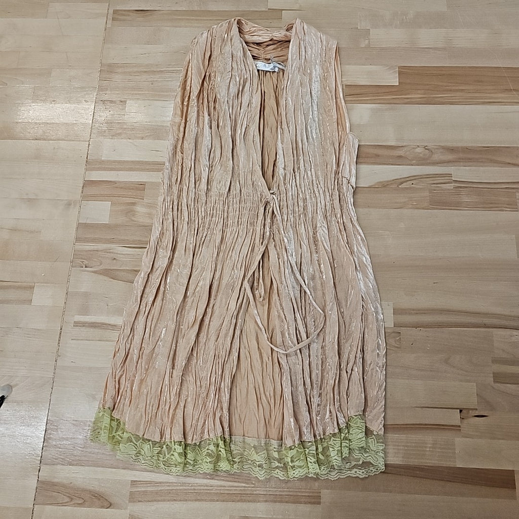 Nilika Size One Size Tan Sleeveless