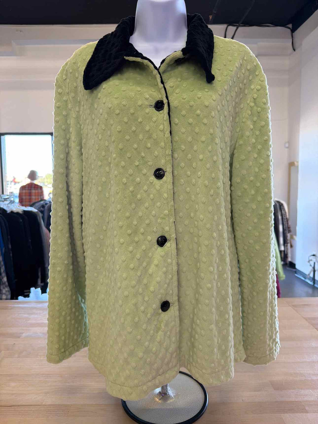 Love and Lace Size L Green Jacket