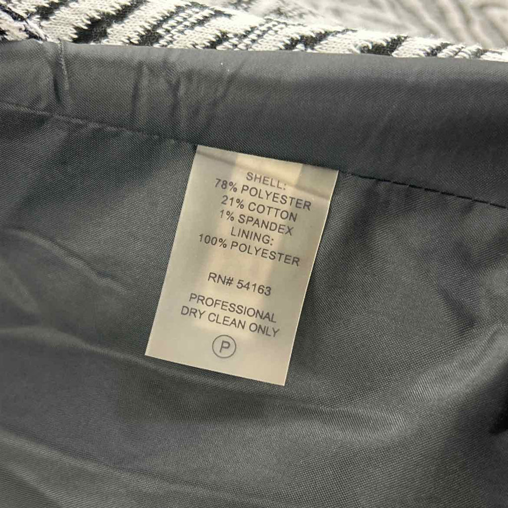 Calvin Klein Size 6 Black/White Preloved Blazer