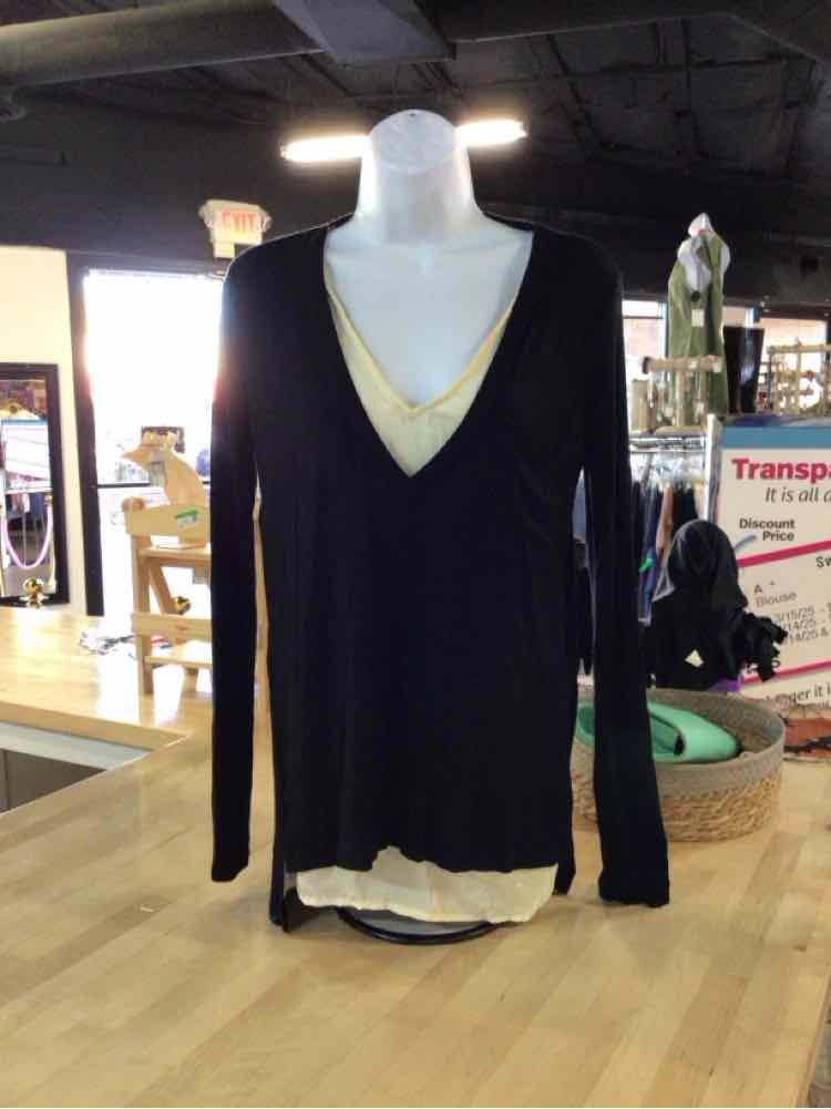 Bordeaux Size XS Black Preloved T-Shirt LS