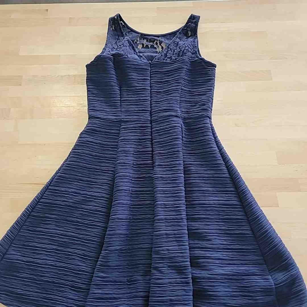Just Taylor Size 4 Blue Dress