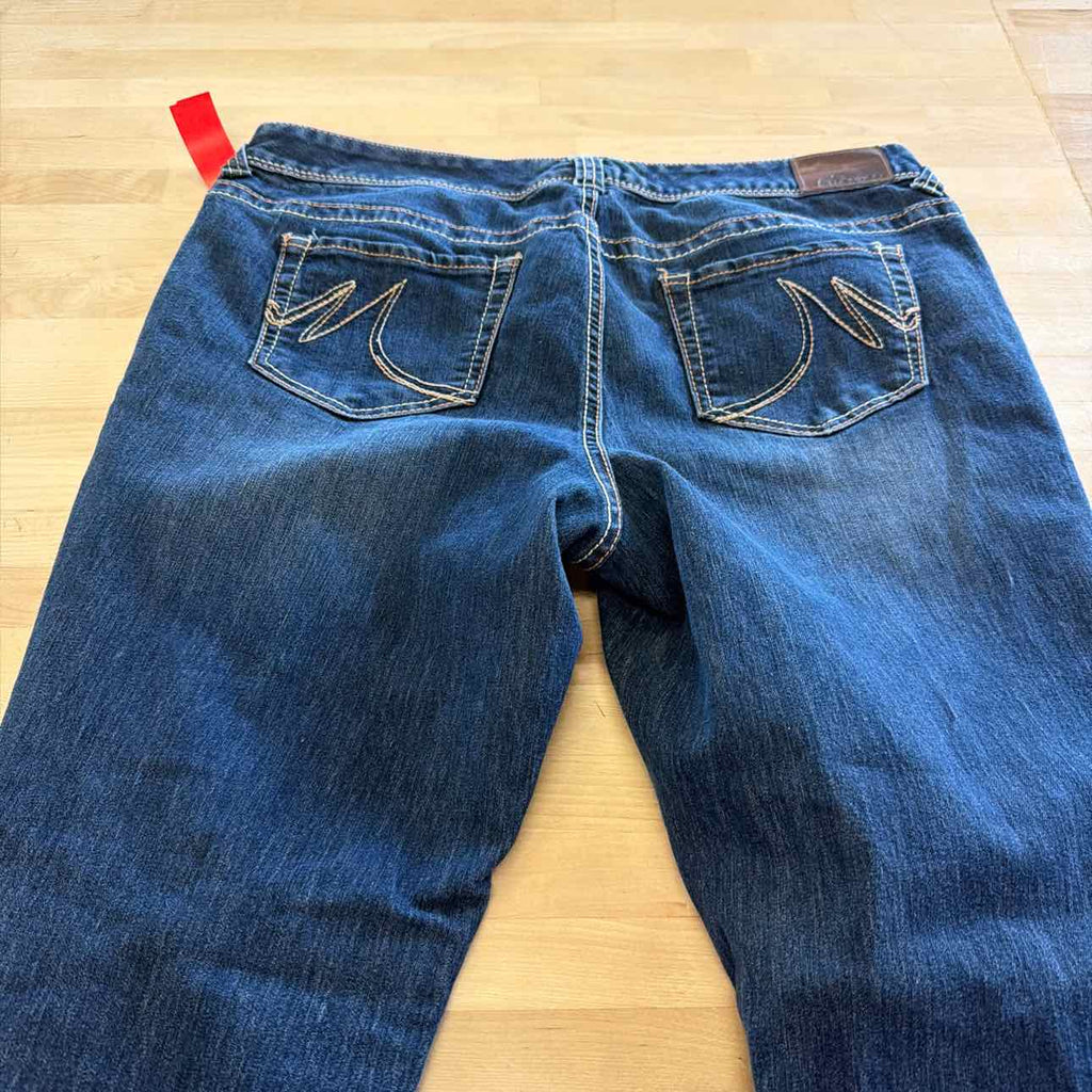Maurices Size 18 Blue Denim Preloved Jeans