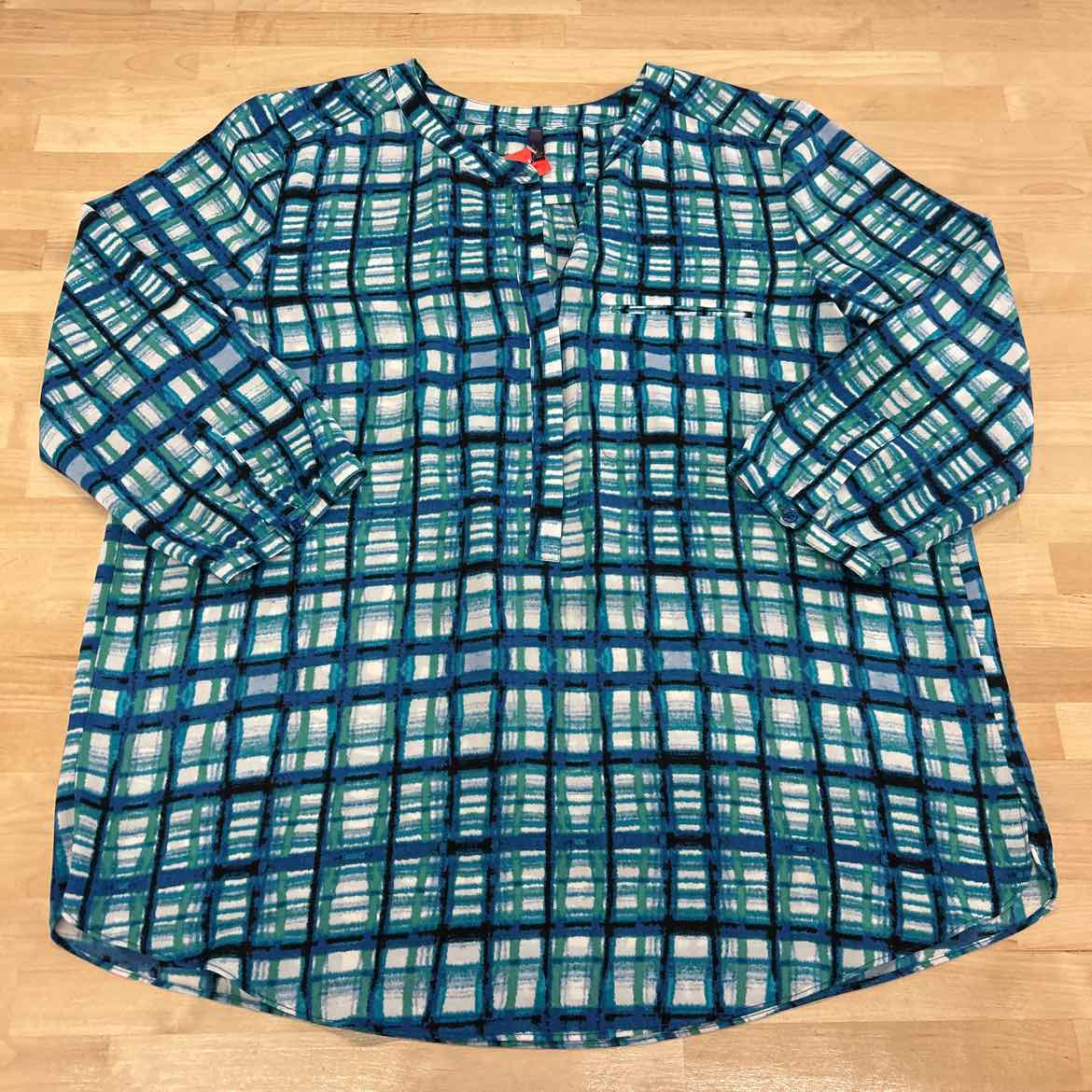 NYDJ Size L Blue Button Down Shirt