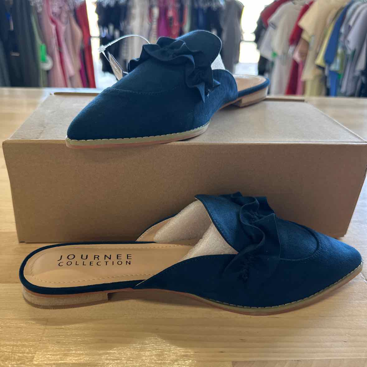 Journee Collection Size 10 Blue Faux Leather Mules