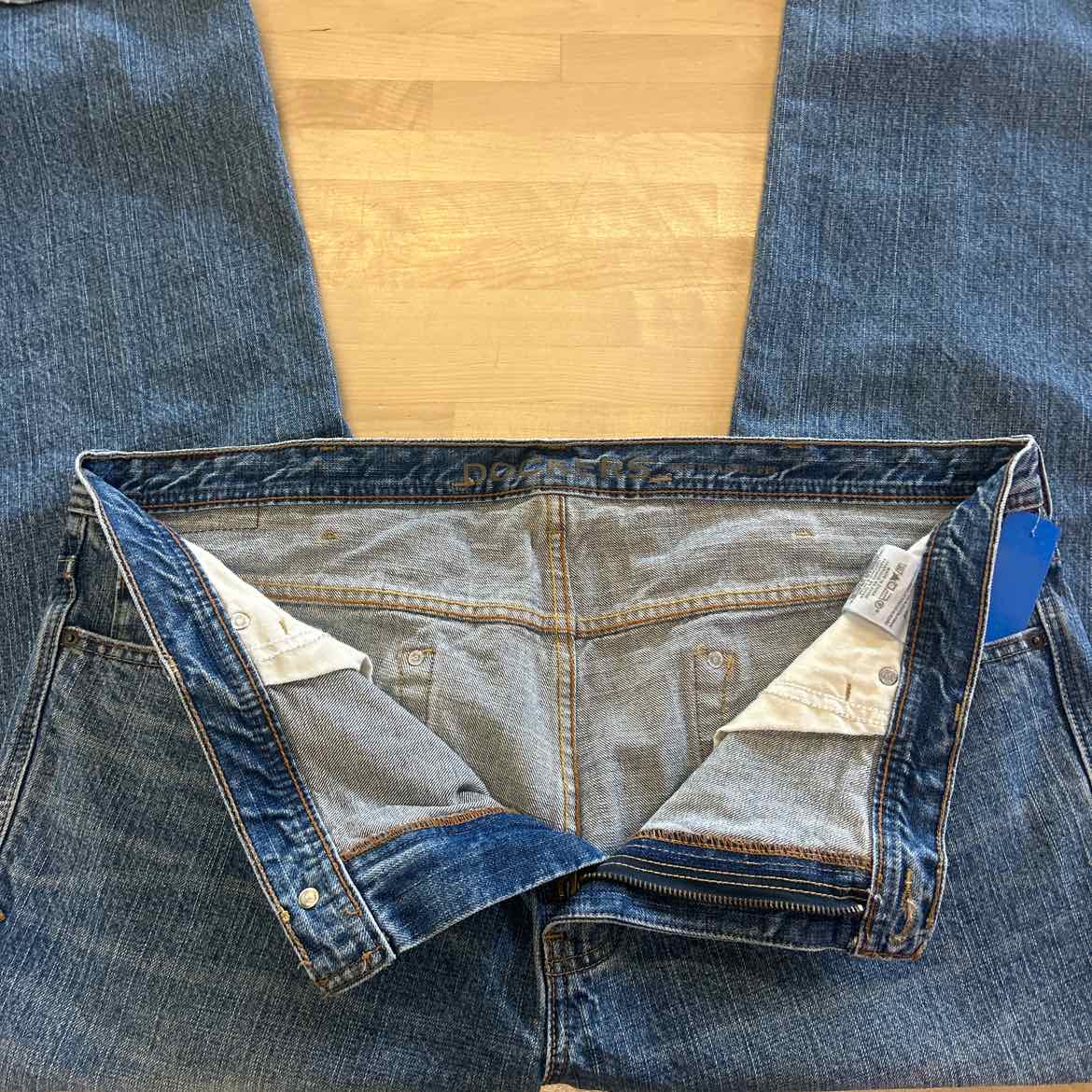 dockers Size 42x30 Blue MENS Jeans