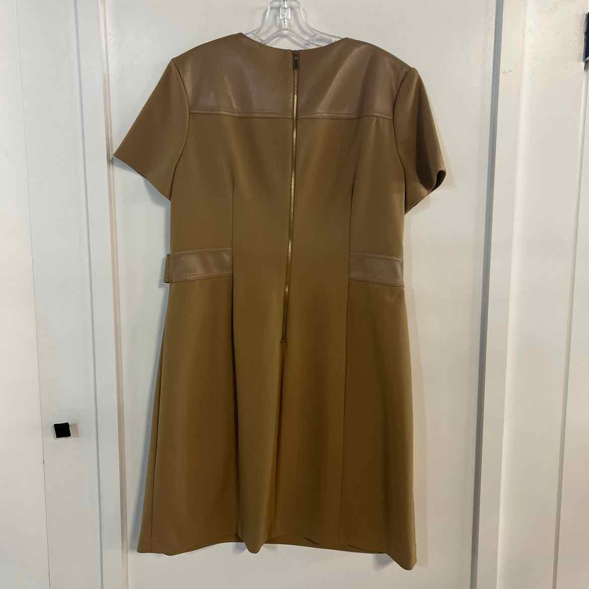 Calvin Klein Size 14 Tan Preloved Dress