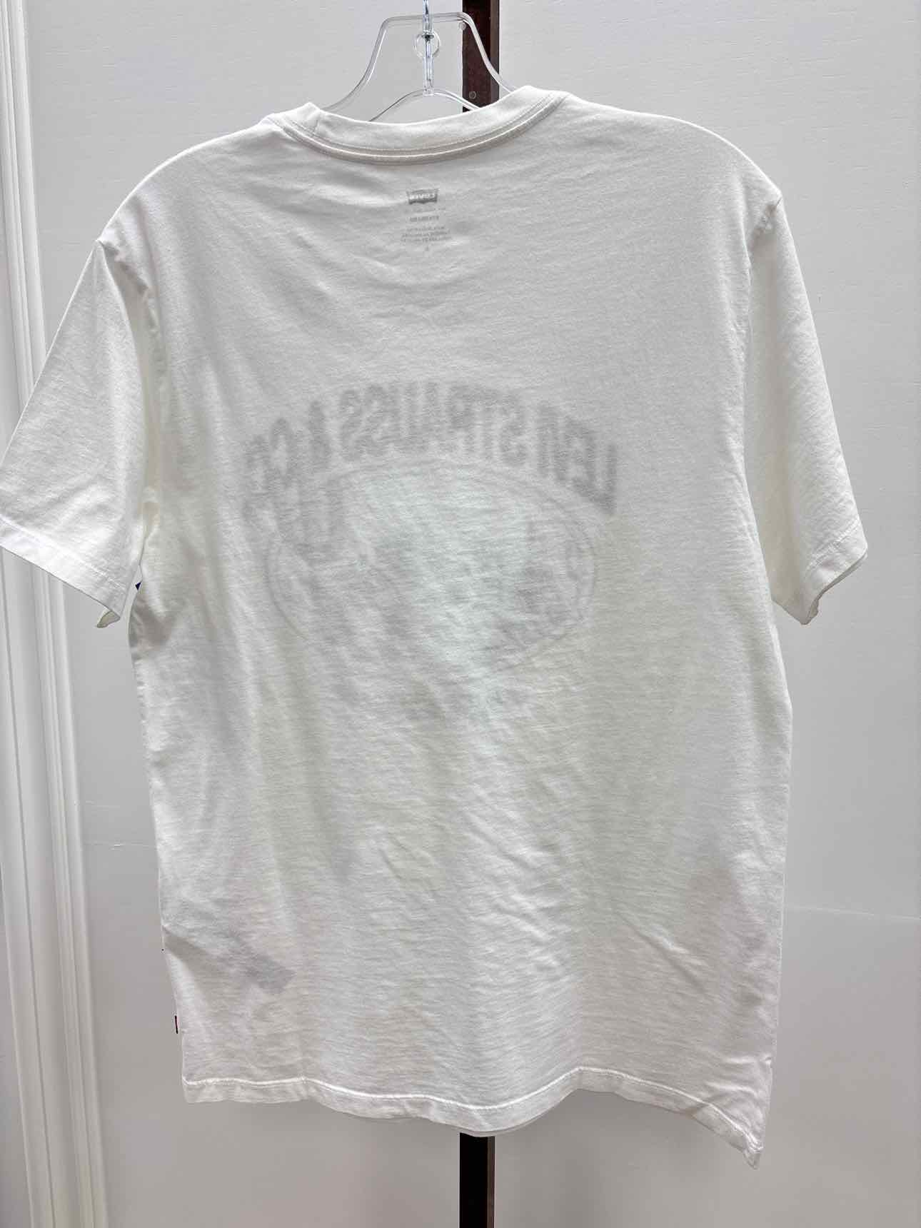 Levi's Size M White New MENS T-shirt