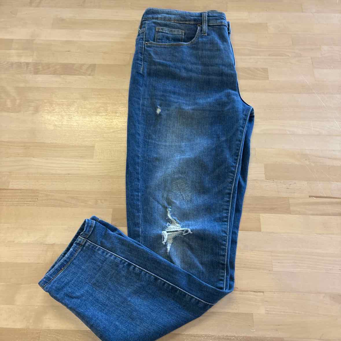 Universal Thread Size 14 Blue Denim Jeans