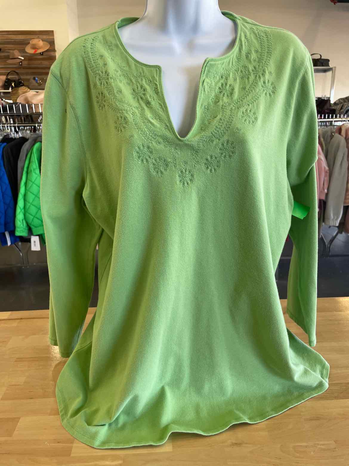 Liz Claiborne Size XL Green Long Sleeve